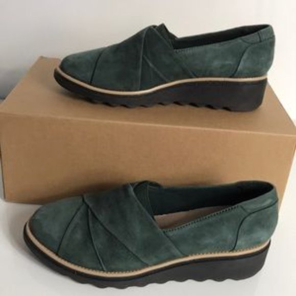 Clarks Sharon Form Collection Suede Loafers - Picture 4 of 7